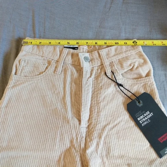 Levi's Ribcage Corduroy Pants Cement Pebble - Picture 4 of 13